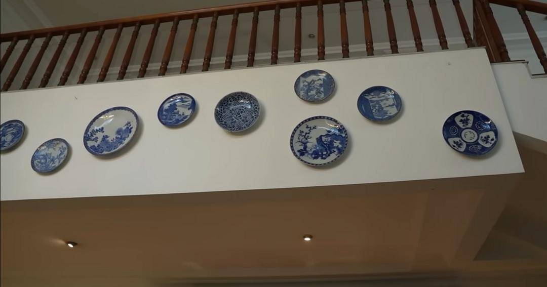 Youtube.com/NATHALIE HOLSCHER